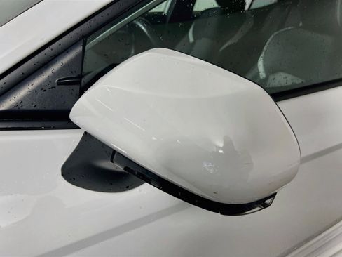 Used 2025 Toyota Camry SE FWD image 13