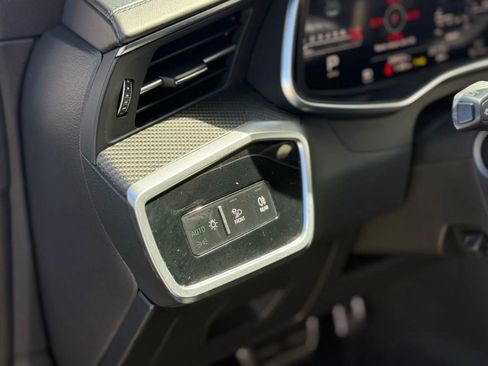 Used 2021 Audi RS 7 Sportback w/ Black Optic Package image 36