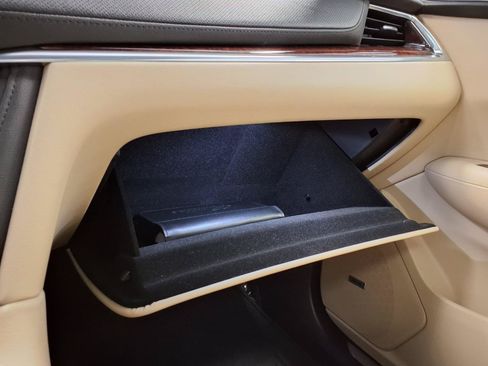 Used 2019 Cadillac XT5 Luxury FWD image 28