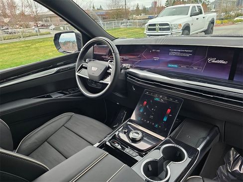 New 2026 Cadillac Escalade ESV Sport image 10