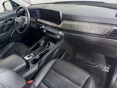 Certified 2024 Kia Telluride SX Prestige AWD/4WD image 36
