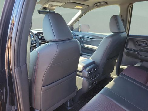 New 2026 Honda Ridgeline Black Edition image 8
