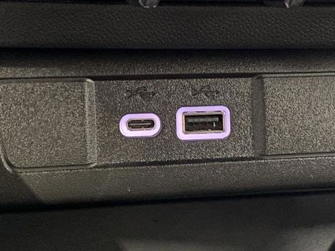 Used 2024 Chevrolet Colorado Z71 w/ Z71 Convenience Package 2 image 22