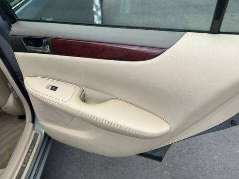 Used 2002 Lexus ES 330 FWD image 30