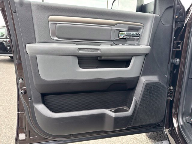 Used 2017 RAM 1500 Big Horn AWD/4WD image 23