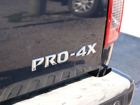 Used 2021 Nissan Frontier PRO-4X w/ Pro-4x Utility Package image 16