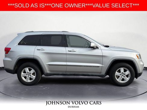 Used 2011 Jeep Grand Cherokee Laredo w/ Security & Convenience Group image 2