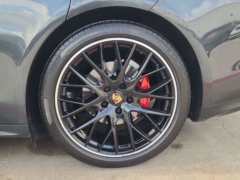 Used 2023 Porsche Panamera Platinum Edition RWD image 33