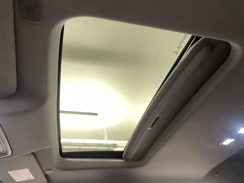 Used 2020 GMC Sierra 1500 SLT w/ SLT Premium Plus Package image 13