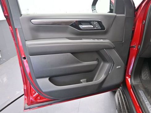 New 2026 Chevrolet Suburban Premier AWD/4WD image 20