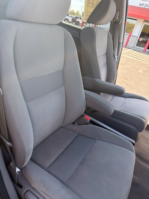 Used 2010 Honda CR-V EX image 22