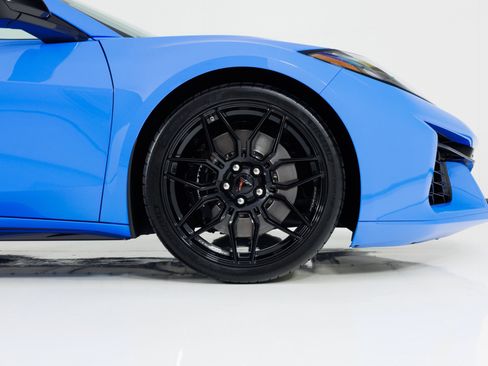 Used 2023 Chevrolet Corvette Z06 w/ Battery Protection Package RWD image 15