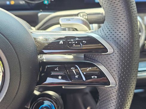 Used 2026 Mercedes-Benz GLB 35 AMG 4MATIC image 29