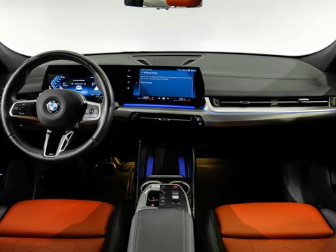 Used 2025 BMW X2 xDrive28i w/ M Sport Package AWD/4WD image 19