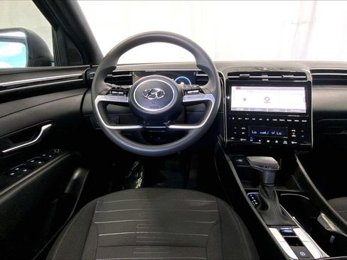 Used 2024 Hyundai Santa Cruz SEL w/ Activity Package FWD image 4
