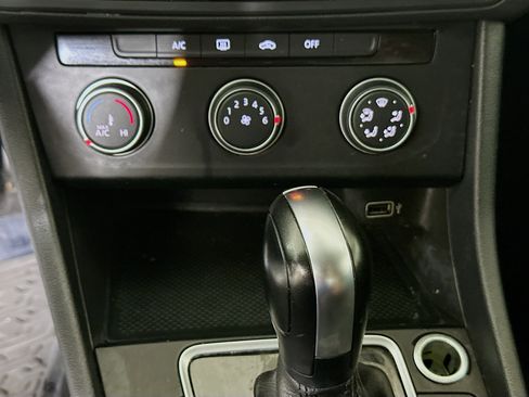 Used 2019 Volkswagen Jetta S w/ Driver Assistance Package FWD image 22