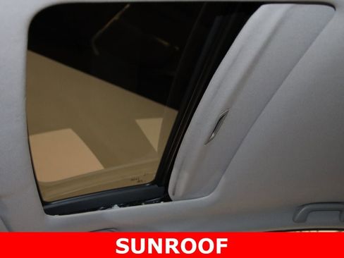 Used 2011 Honda Accord EX image 18