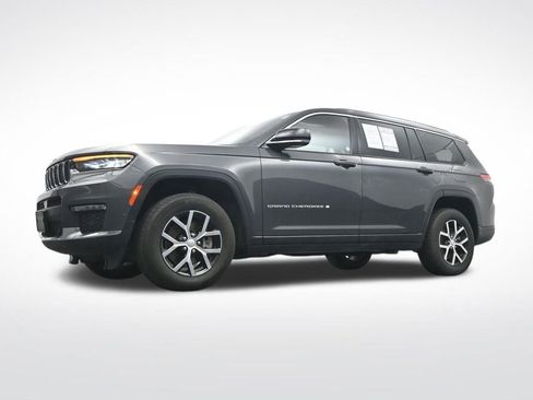 Used 2024 Jeep Grand Cherokee L Limited w/ Luxury Tech Group II image 32