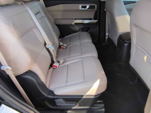 Used 2023 Ford Explorer XLT w/ Equipment Group 202A image 21