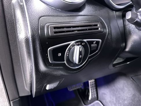 Used 2021 Mercedes-Benz GLC 300 image 49