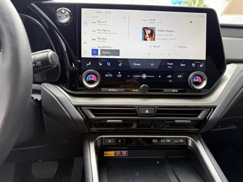 Used 2025 Lexus TX 350 AWD w/ Technology Package image 15