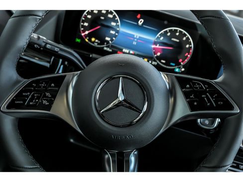 New 2026 Mercedes-Benz GLA 250 4MATIC image 12