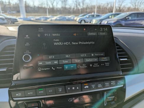 New 2026 Honda Odyssey Touring image 19