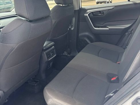 Used 2025 Toyota RAV4 LE AWD/4WD image 8