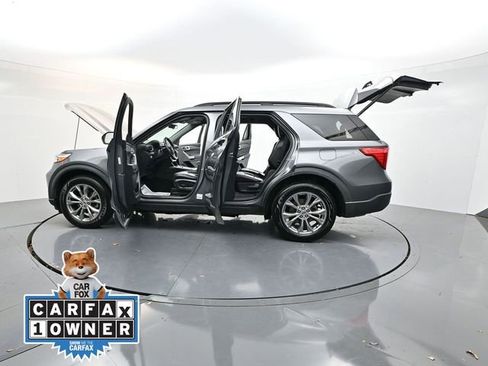 Used 2022 Ford Explorer XLT w/ Equipment Group 202A image 41