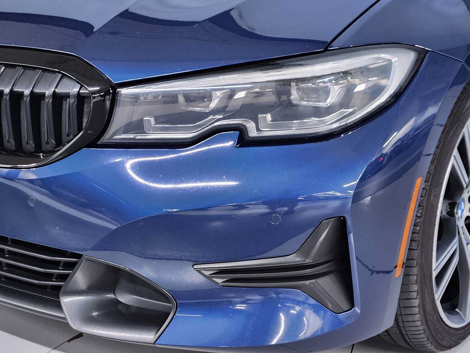 Used 2021 BMW 330i Sedan w/ Convenience Package RWD image 12