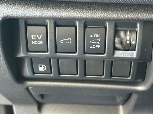 New 2026 Subaru Forester Premium AWD/4WD image 31