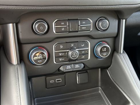 Certified 2024 Chevrolet Suburban LS image 20