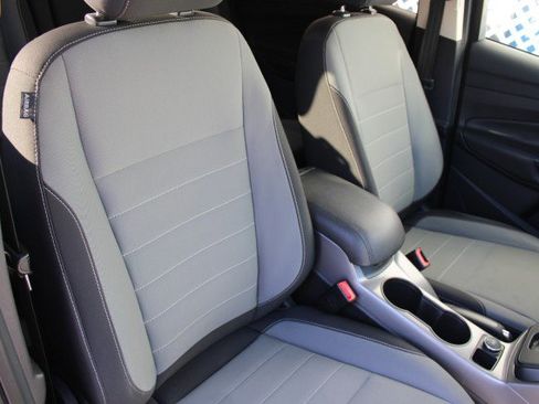 Used 2016 Ford Escape SE w/ Equipment Group 201A image 14