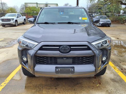 Used 2023 Toyota 4Runner SR5 Premium w/ Moonroof Package image 2