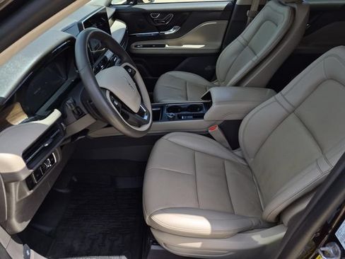 Used 2023 Lincoln Corsair Reserve AWD/4WD image 13