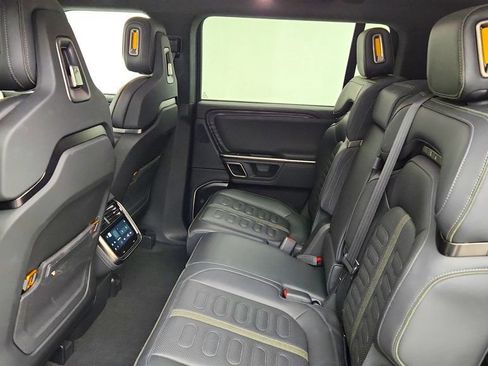 Used 2024 Rivian R1S Adventure AWD/4WD image 20