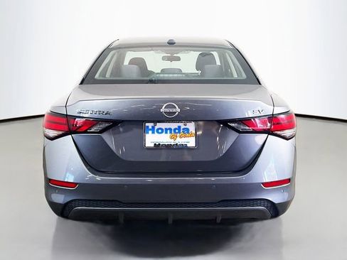 Used 2024 Nissan Sentra SV FWD image 20