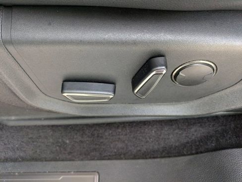 Used 2017 Ford F150 Raptor w/ Equipment Group 802A Luxury image 20