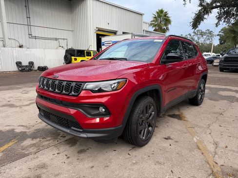 New 2026 Jeep Compass Latitude image 2