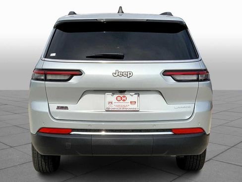 New 2025 Jeep Grand Cherokee L Laredo image 5