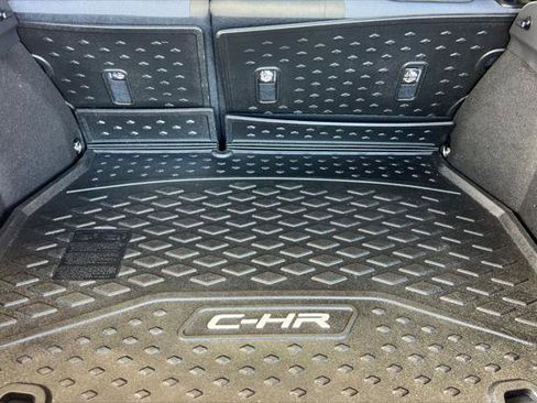 Certified 2021 Toyota C-HR LE FWD image 15