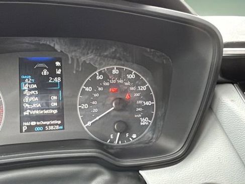 Used 2024 Toyota Corolla SE image 12