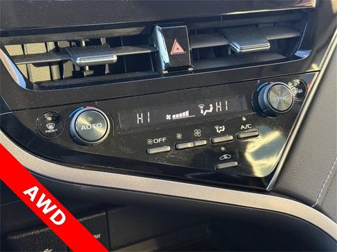 Used 2023 Toyota Camry SE w/ Blackout Package (TMS) image 28