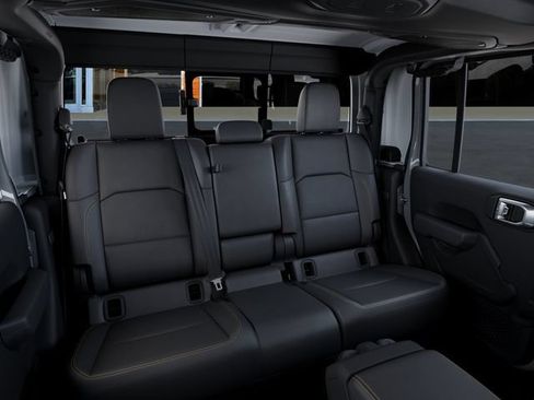 New 2026 Jeep Gladiator Sport AWD/4WD image 15