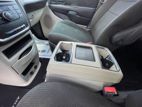 Used 2012 Chrysler Town & Country Touring w/ Entertainment Group #1 image 14