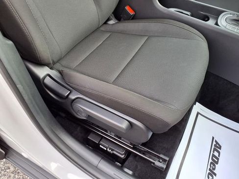 Used 2025 Hyundai Kona SEL FWD image 91