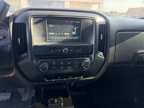 Used 2019 Chevrolet Silverado 2500 W/T AWD/4WD image 35