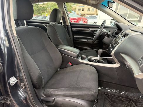 Used 2015 Nissan Altima 2.5 S w/ Special Edition Package FWD image 17