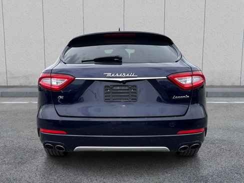 Used 2019 Maserati Levante GranLusso AWD/4WD image 6