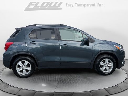 Used 2021 Chevrolet Trax LT FWD image 10